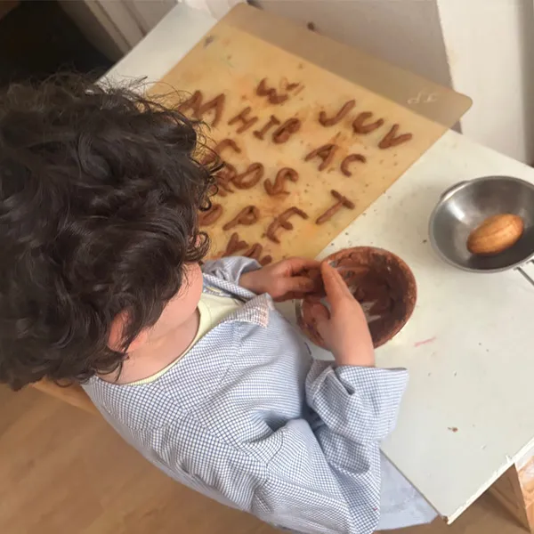 Talleres de desarrollo infantil con letras